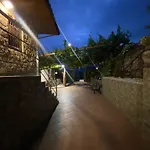 O Carballo Da Pedra Feriehus La Caniza