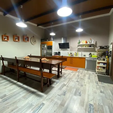 Holiday home O Carballo Da Pedra La Caniza