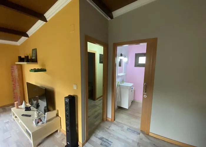 別荘 O Carballo Da Pedra